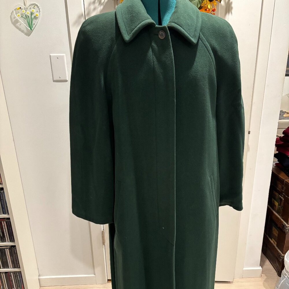 Long English green  made in Italy lady coat in pure wool size XL